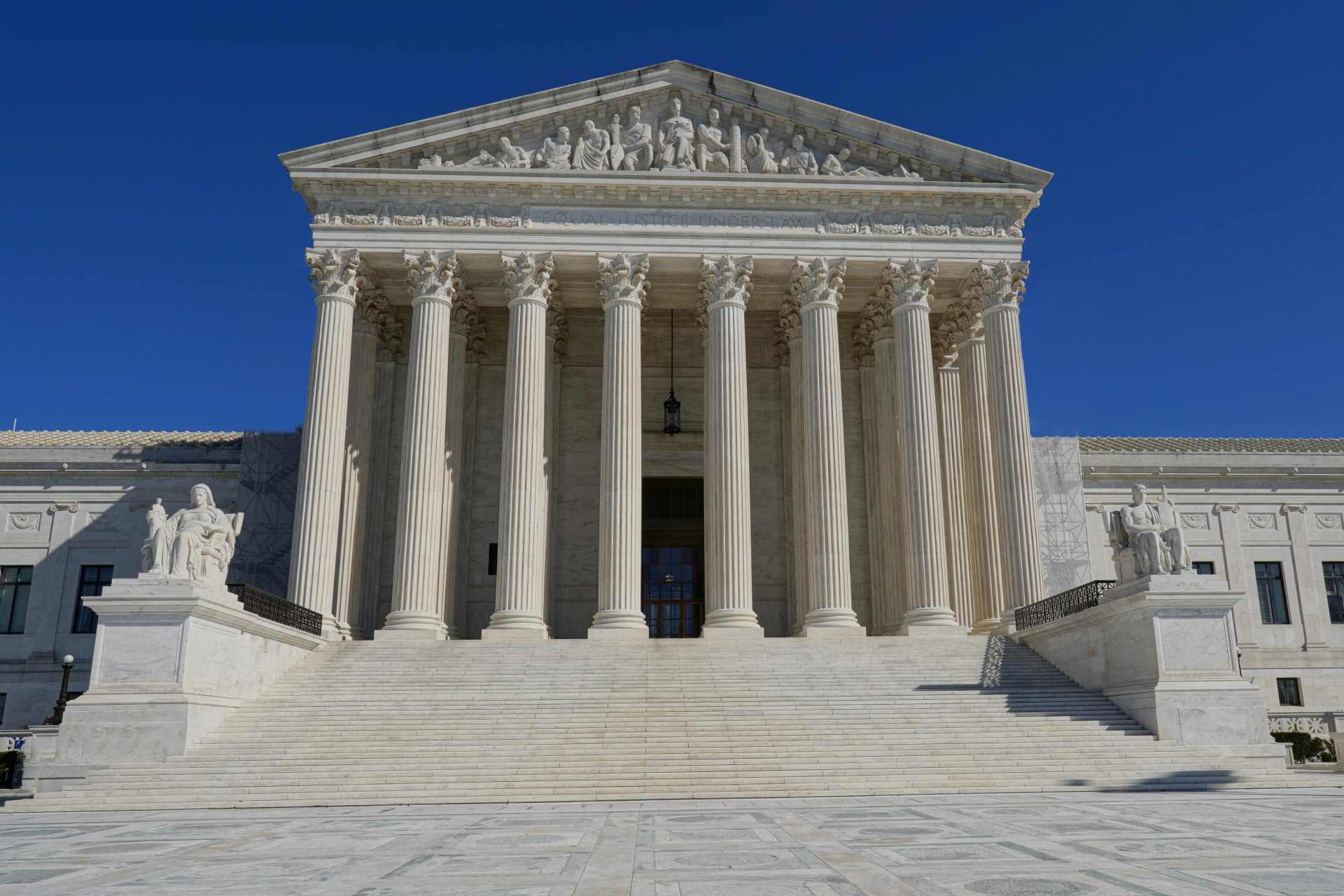 Front facade of the US Supreme Court building in Washington DC — where Monsanto v. Durnell will decide whether Roundup cancer victims retain the right to sue Bayer.